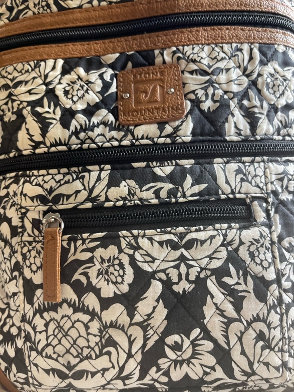 Vera Bradley Black and Cream Floral Quilted Crossbody with Brown Trim - Picture 3 of 7
